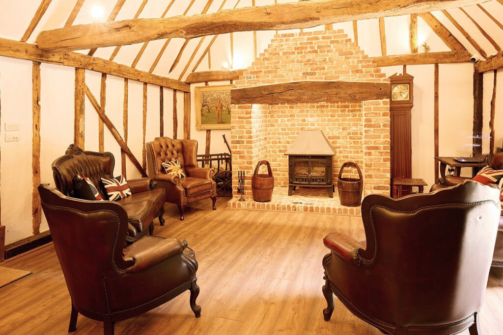 BigTopStudios_EssexFarm (1)